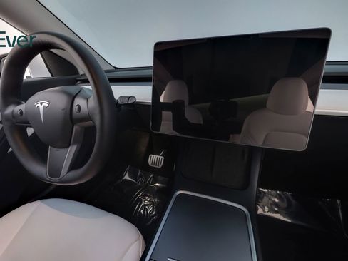 Used 2022 Tesla Model Y Performance image 25