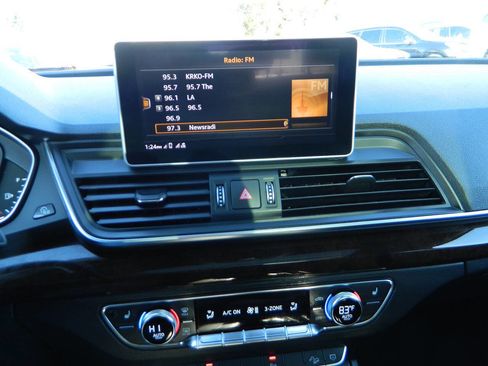 Used 2018 Audi Q5 2.0T Premium Plus w/ Premium Plus Package image 21