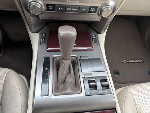 Used 2015 Lexus GX 460 w/ Premium Package AWD/4WD image 20