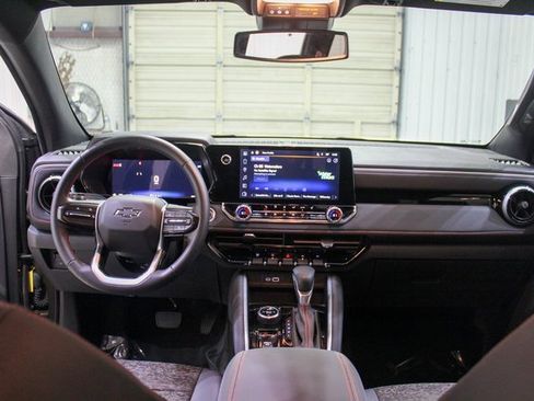 Used 2024 Chevrolet Colorado Z71 w/ LPO, Dark Essentials Package image 12