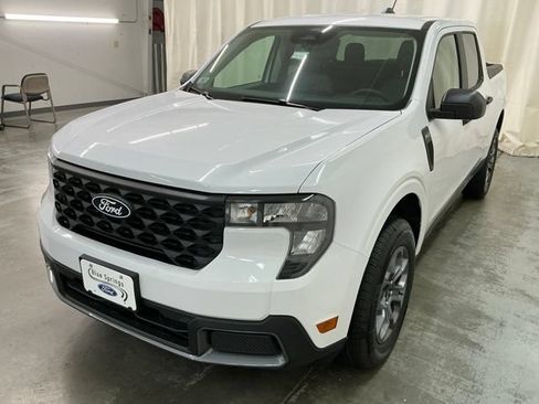 New 2026 Ford Maverick XLT w/ Equipment Group 301A AWD/4WD image 10