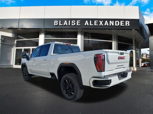 New 2026 GMC Sierra 2500 AT4 image 6