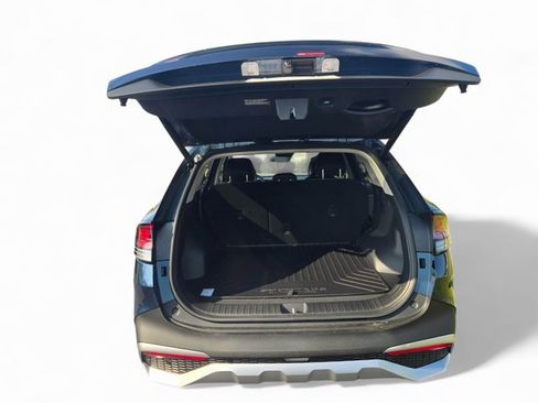 New 2025 Kia Sportage EX image 10