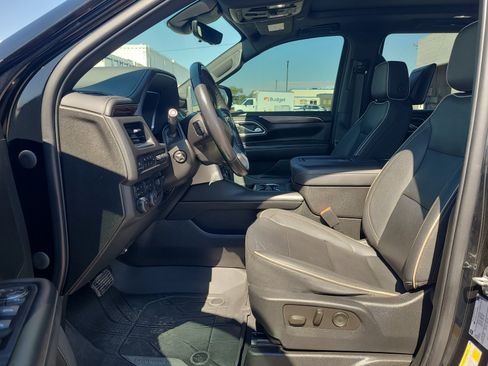 Used 2023 Chevrolet Tahoe Premier w/ Advanced Technology Package AWD/4WD image 12