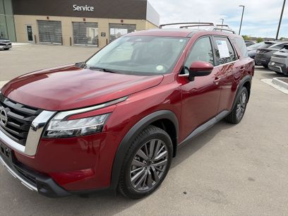 Used 2023 Nissan Pathfinder SL w/ SL Premium Package