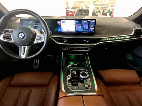 Used 2023 BMW X7 M60i w/ Executive Package image 15