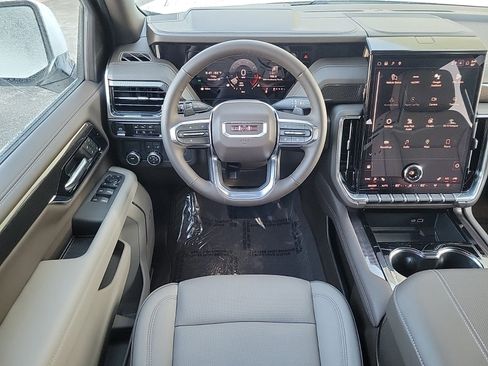 New 2026 GMC Yukon Elevation image 11