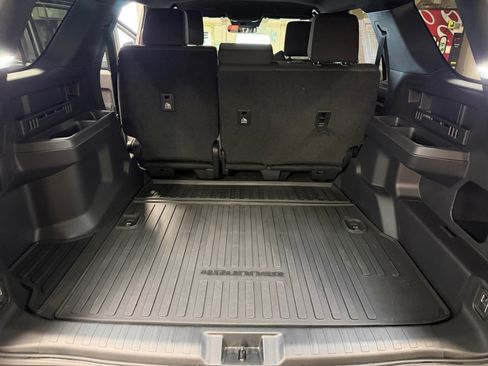 Used 2025 Toyota 4Runner SR5 image 17