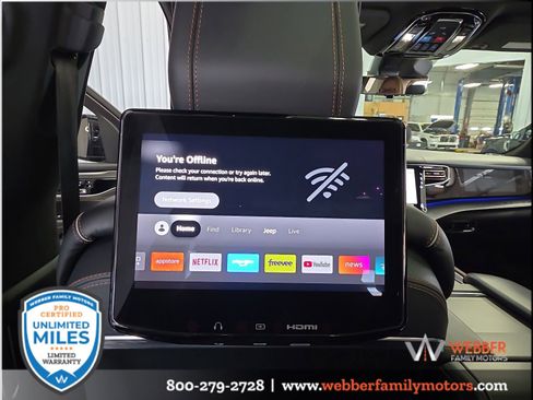 Used 2023 Jeep Grand Wagoneer Series III w/ Rear Seat Video Group 1 AWD/4WD image 25