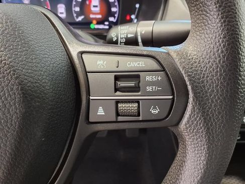 Certified 2023 Honda Accord EX image 9