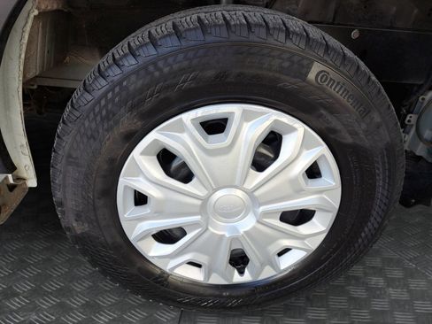 Used 2025 Ford Transit 250 Low Roof w/ Exterior Upgrade Package RWD image 21