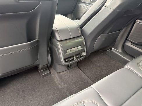 New 2026 Lincoln Nautilus Reserve w/ Jet Appearance Package image 9