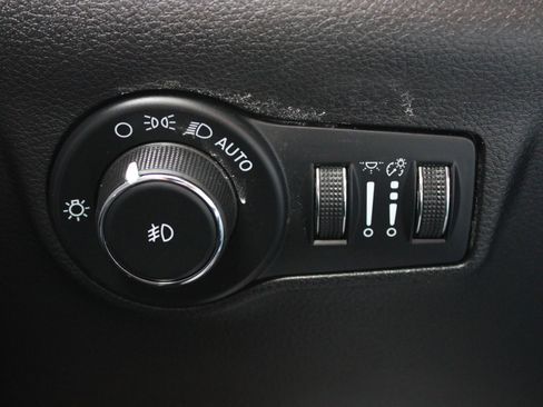 Used 2022 Jeep Compass Latitude w/ Convenience Group AWD/4WD image 24