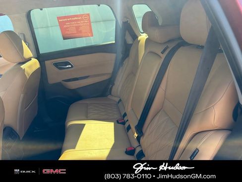 Used 2023 Nissan Rogue Platinum FWD image 9