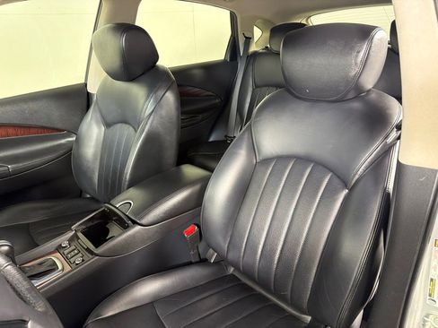 Used 2017 INFINITI QX50 2WD w/ Premium Plus Package image 13