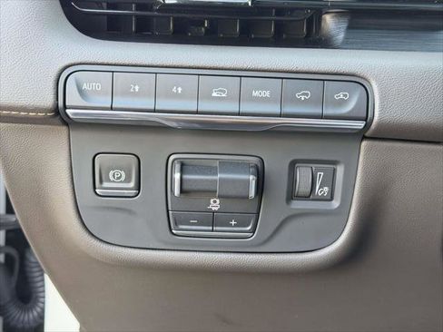 Used 2021 Cadillac Escalade Sport w/ Driver Assist Tech Package image 21