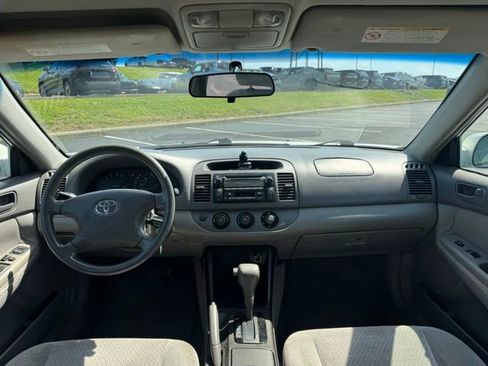Used 2002 Toyota Camry LE FWD image 13