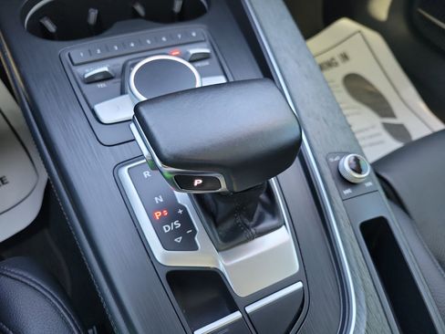 Used 2018 Audi A4 2.0T allroad Prestige w/ Prestige Package image 27