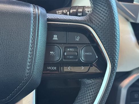 Used 2024 Toyota Sequoia Capstone AWD/4WD image 28