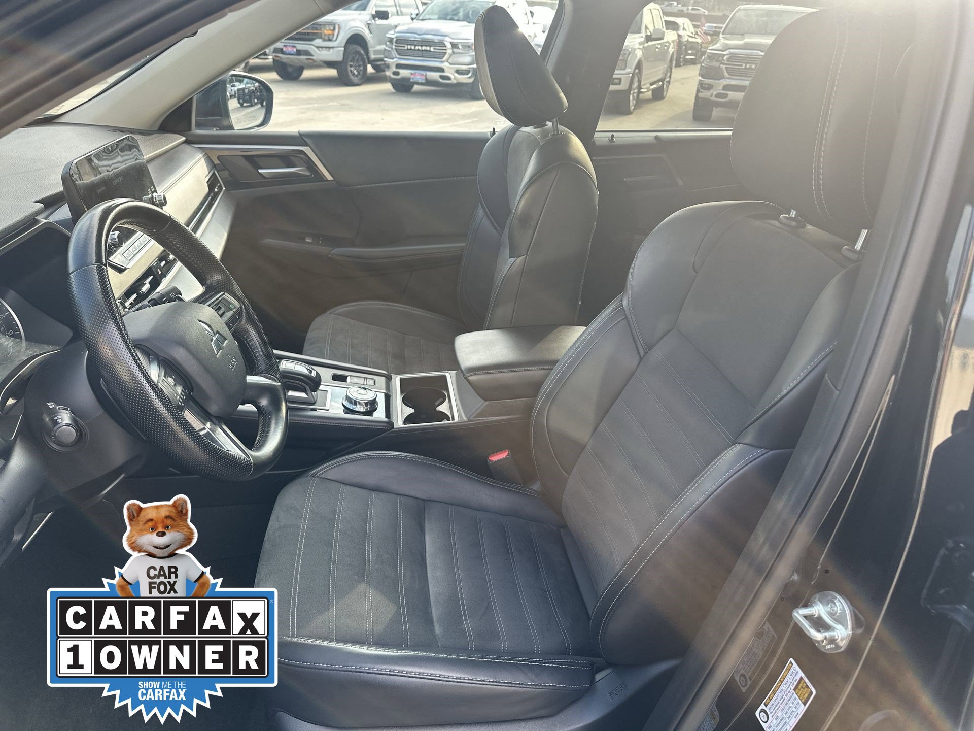 Used 2024 Mitsubishi Outlander SE AWD/4WD image 14