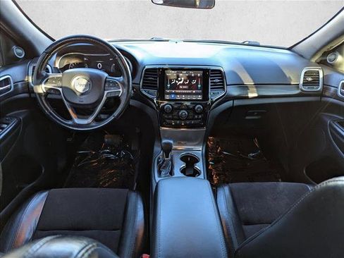 Used 2021 Jeep Grand Cherokee Laredo X image 19