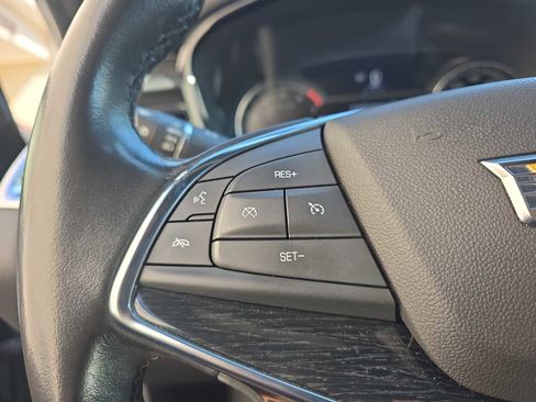 Used 2020 Cadillac XT5 Premium Luxury image 23