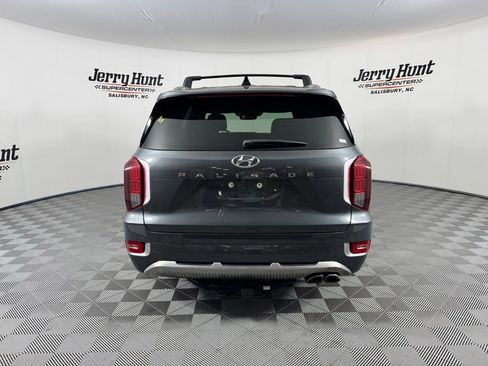 Used 2022 Hyundai Palisade Calligraphy w/ Winter Package image 10