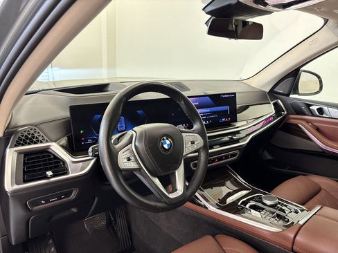 Used 2026 BMW X7 xDrive40i image 4