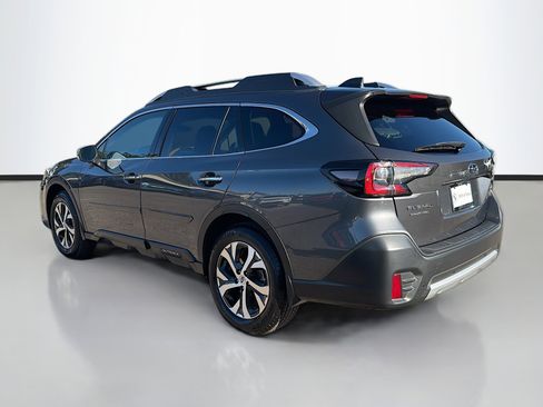 Used 2021 Subaru Outback Touring XT image 5