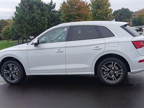 Used 2020 Audi Q5 e Premium Plus w/ Premium Plus Package image 8