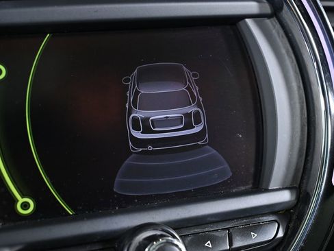 Used 2015 MINI Cooper 4-Door Hardtop FWD image 15