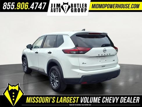 Used 2024 Nissan Rogue S AWD/4WD image 6
