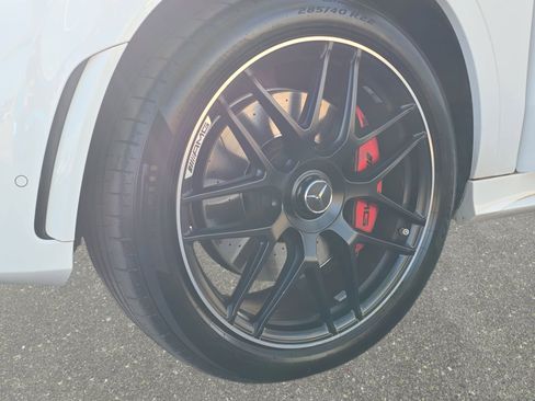 Used 2022 Mercedes-Benz GLE 53 AMG 4MATIC image 31