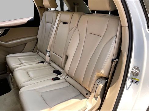Used 2019 Audi Q7 2.0T Premium w/ Convenience Package AWD/4WD image 20