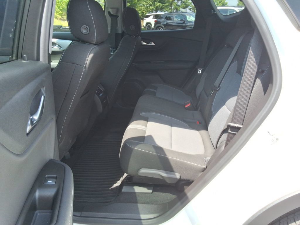 Certified 2023 Chevrolet Blazer LT FWD image 18