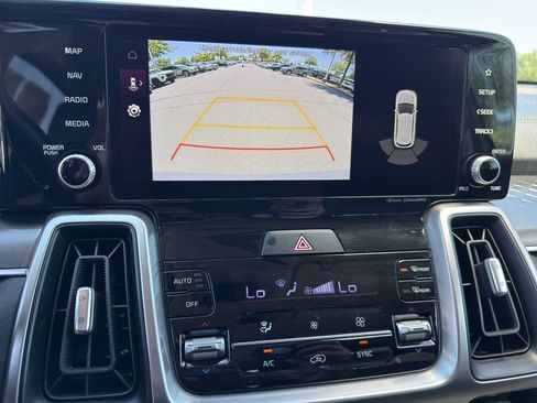 Used 2022 Kia Sorento S FWD image 20