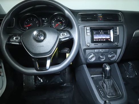 Used 2017 Volkswagen Jetta S FWD image 26