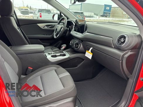 New 2026 Chevrolet Blazer LT w/ Convenience Package image 11