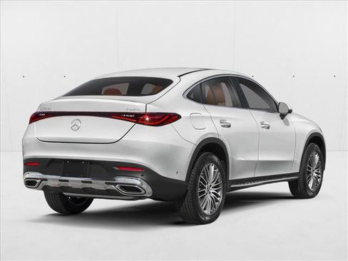 New 2026 Mercedes-Benz GLC 300 4MATIC image 2