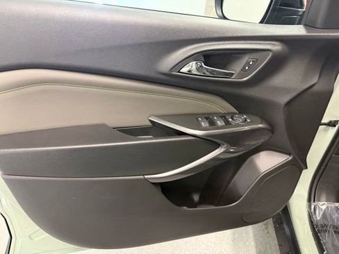 New 2026 Chevrolet Trax ACTIV w/ Driver Confidence Package FWD image 12