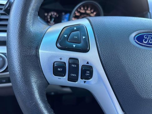 Used 2012 Ford Explorer XLT image 18