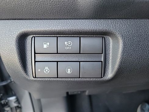 Used 2021 Nissan Leaf SV Plus image 28