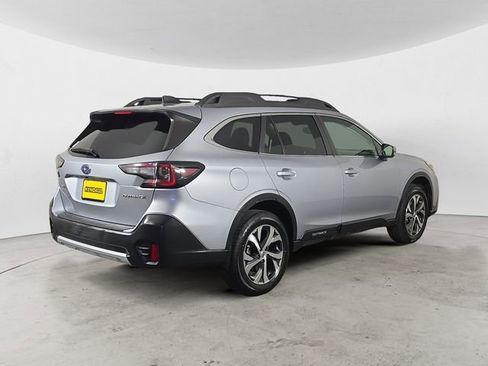 Used 2022 Subaru Outback Limited w/ Popular Package #2 AWD/4WD image 5