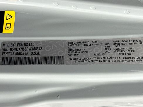 Used 2024 Jeep Wrangler Unlimited AWD/4WD image 12