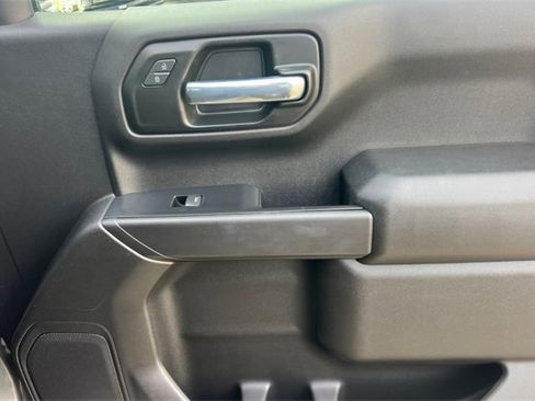 Used 2021 Chevrolet Silverado 1500 Custom image 21