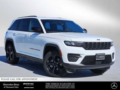 Used 2023 Jeep Grand Cherokee Altitude