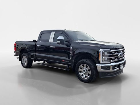 Used 2023 Ford F350 Lariat w/ Lariat Ultimate Package image 9