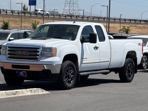 Used 2013 GMC Sierra 3500 SLE image 7
