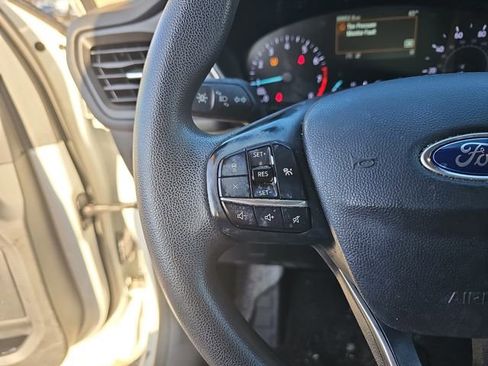 Used 2020 Ford Escape SE image 15