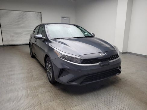 Used 2023 Kia Forte LXS w/ LXS Technology Package image 13
